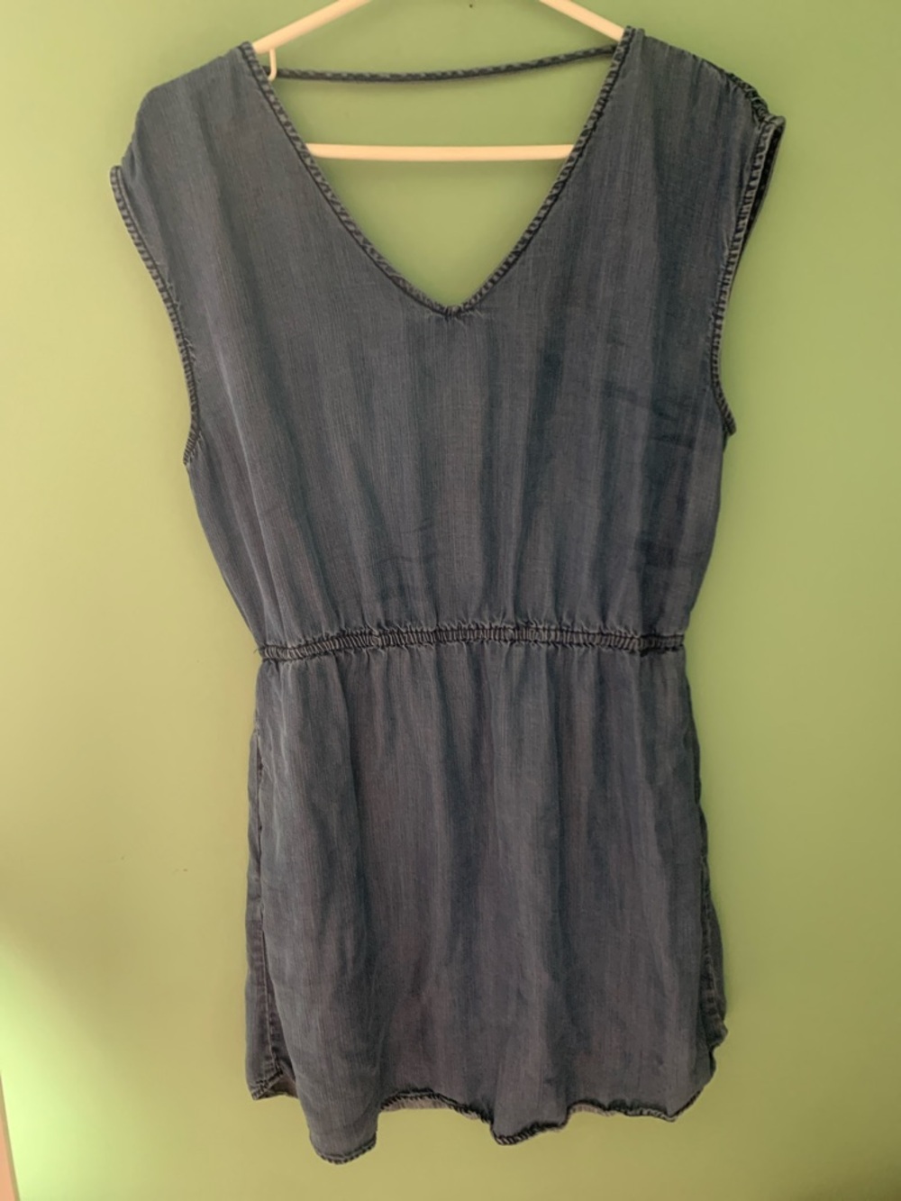 Universal Thread Light Blue Sleeveless V-Neck Tunic